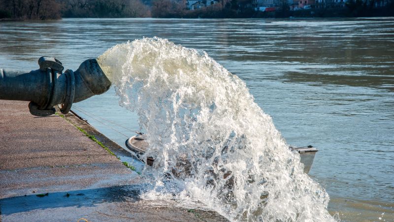 Emergency Water Damage Cleanup in Phoenix, AZ
